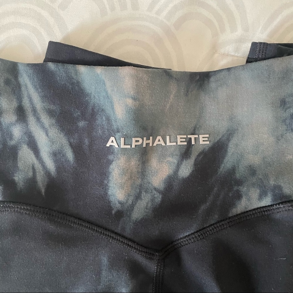 Alphalete Black Tie-Dye Leggings - Picture 2 of 4